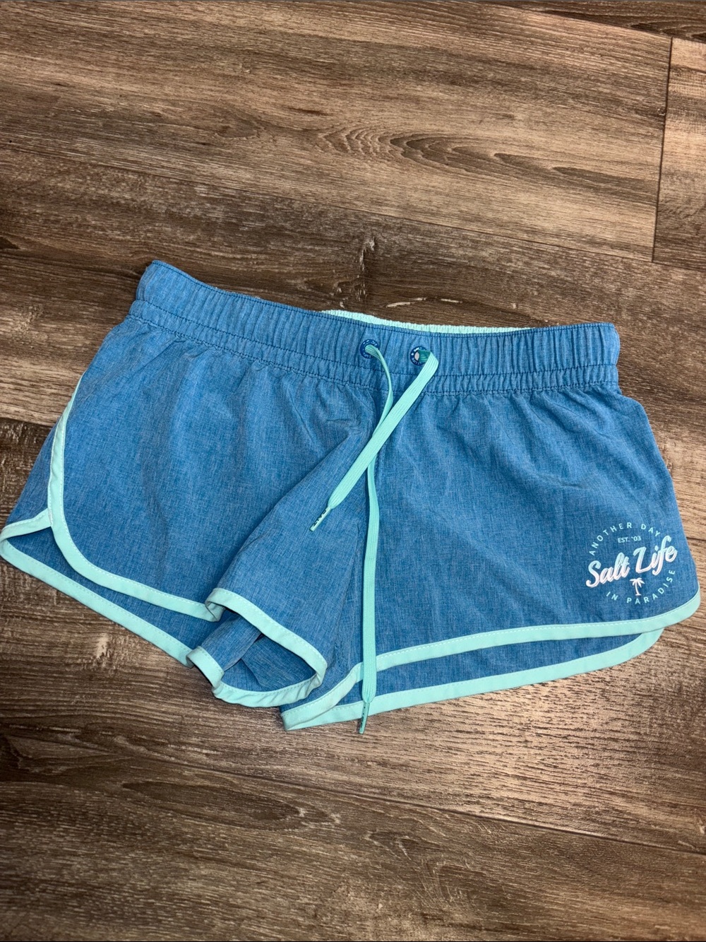 Salt Life Blue Athletic Shorts with Mint Trim, sz S